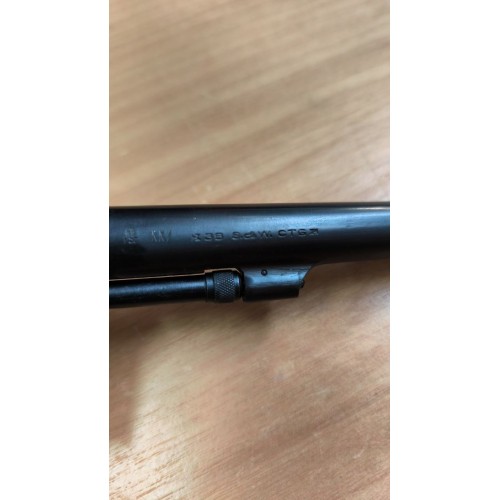 SMTHI & WESSON Military & Police 5"...